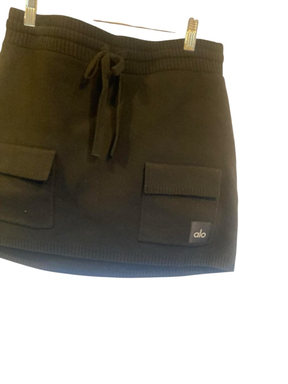 NWT Alo Yoga scholar knit cargo skirt BLACK Size M - Picture 4 of 5